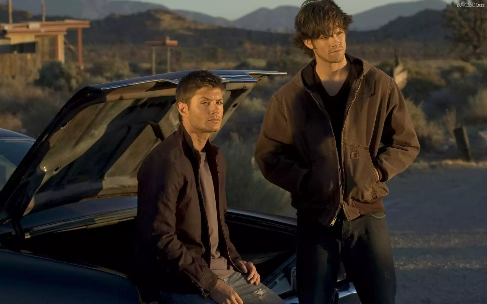 Sam - Jared Padalecki, Dean - Jensen Ackles, Supernatural, Serial, Nie z tego świata
